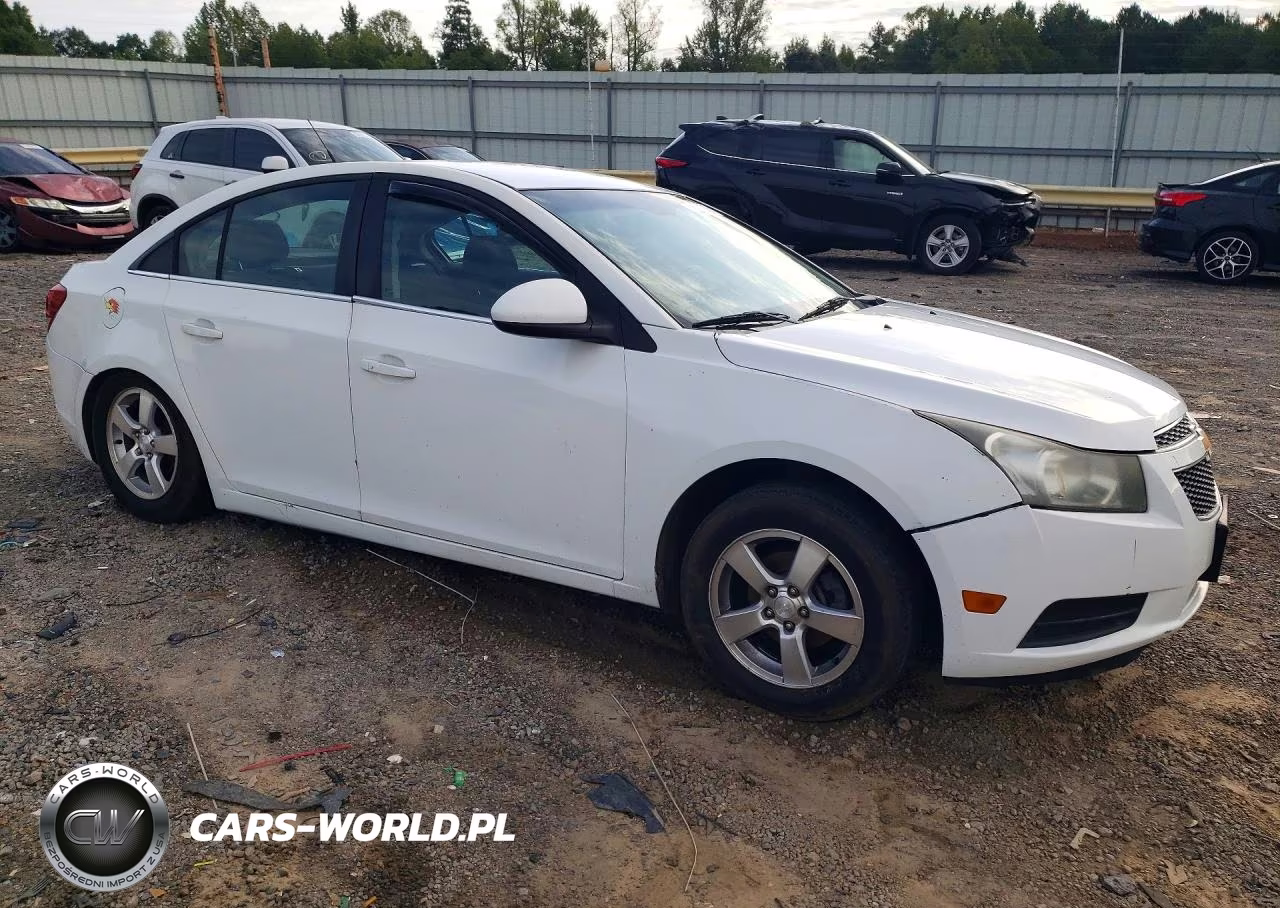 2013 Chevrolet Cruze Lt VIN:1G1PC5SB4D7275328 - 4