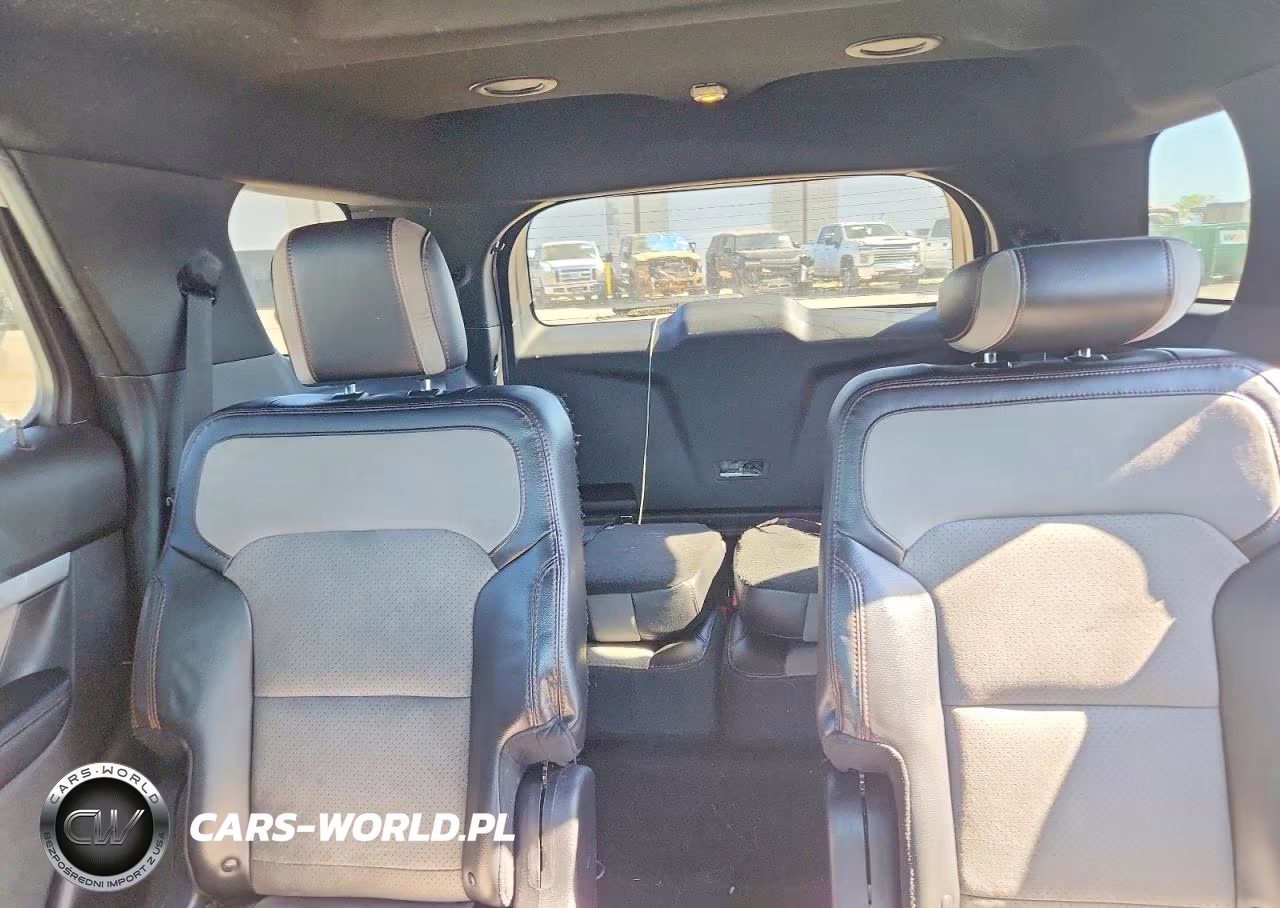2017 Ford Explorer Xlt VIN:1FM5K8D83HGB60757 - 10