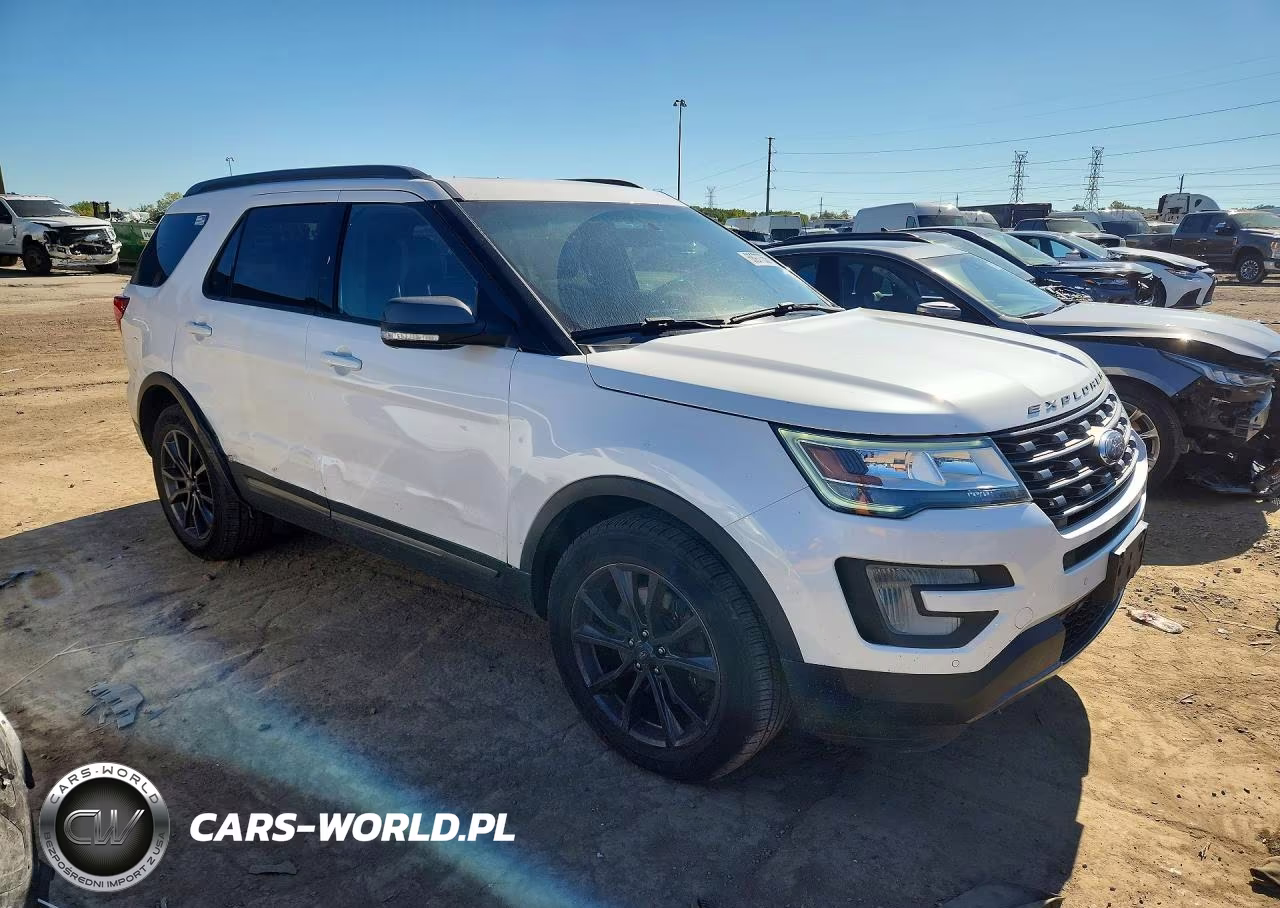 2017 Ford Explorer Xlt VIN:1FM5K8D83HGB60757 - 4