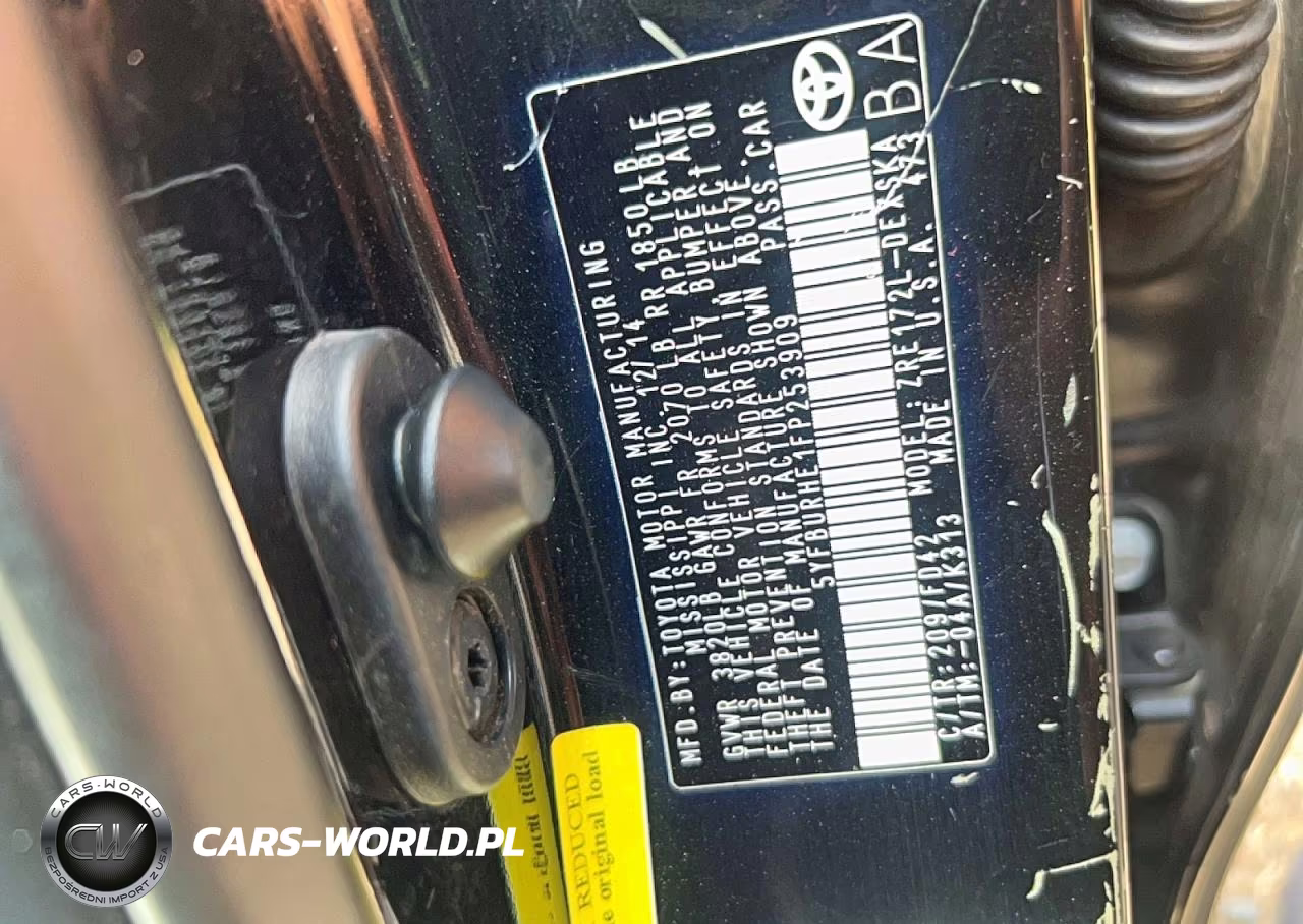 2015 Toyota Corolla S Plus VIN:5YFBURHE1FP253909 - 10