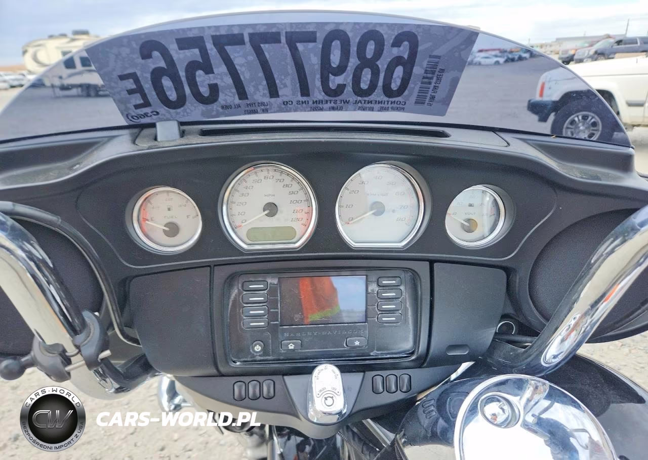 2015 Harley-Davidson Flhx Street Glide VIN:1HD1KBM15FB688683 - 7