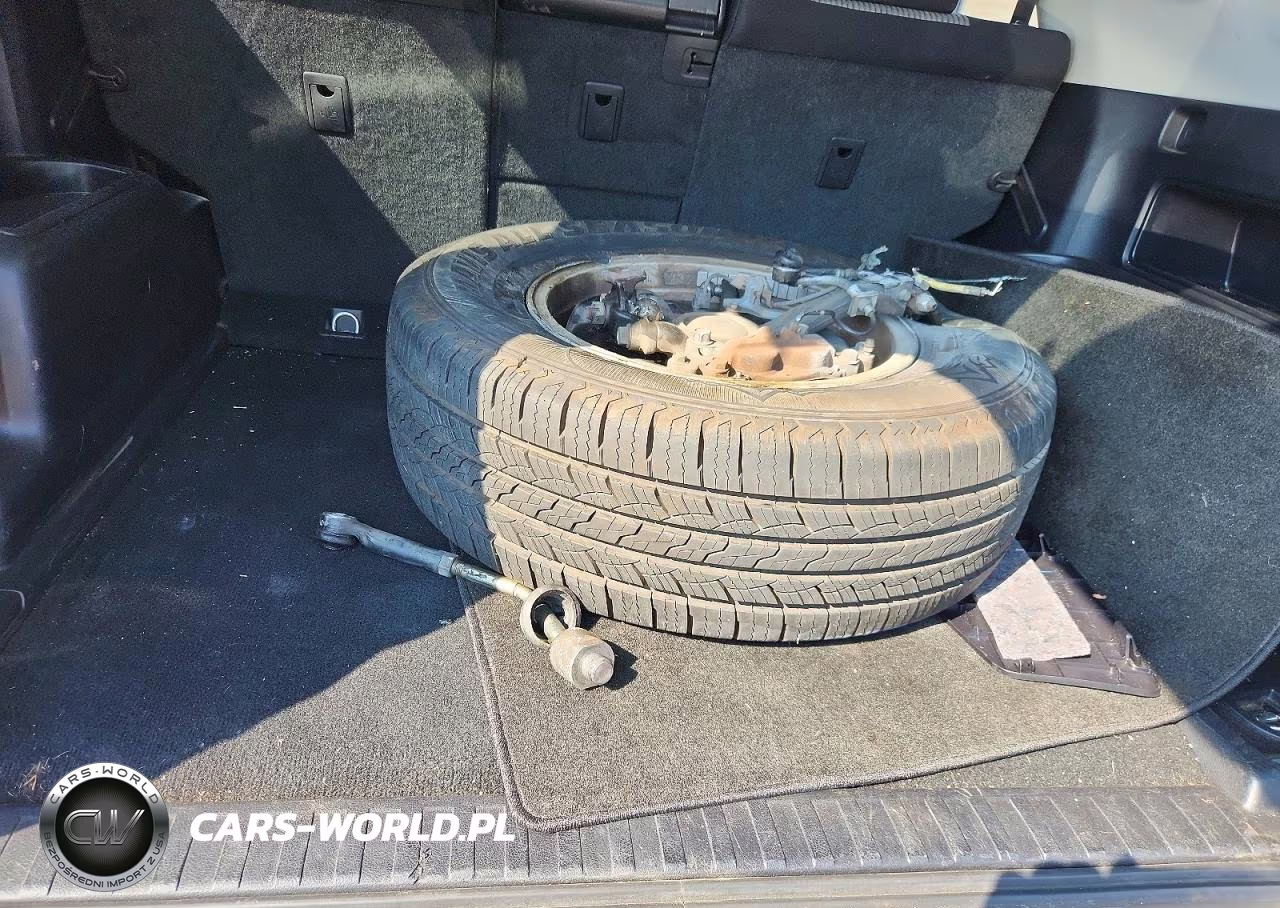 2019 Toyota 4Runner Sr5 VIN:JTEZU5JR8K5195904 - 13