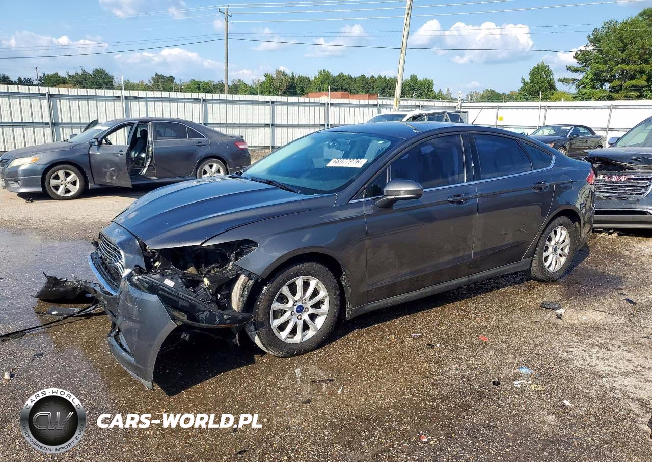 2015 Ford Fusion S