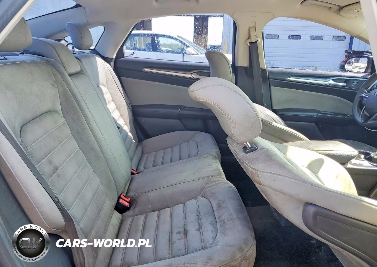 2015 Ford Fusion S VIN:3FA6P0G71FR254680 - 10
