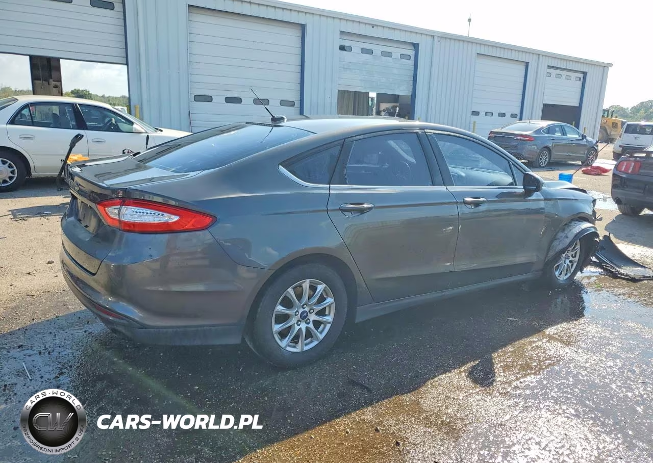 2015 Ford Fusion S VIN:3FA6P0G71FR254680 - 3