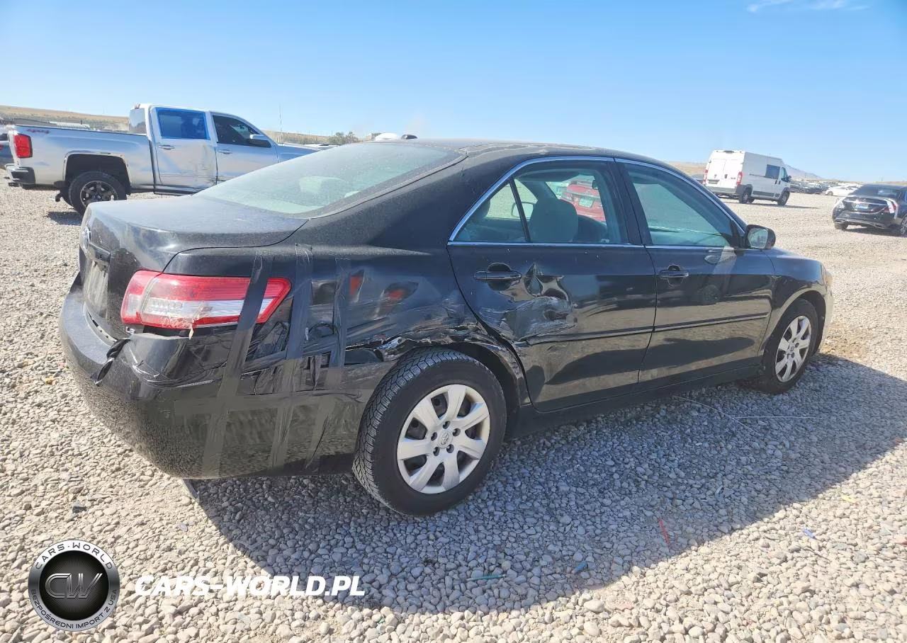 2010 Toyota Camry Le VIN:4T4BF3EKXAR061368 - 3
