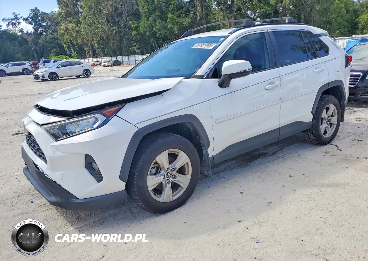 2021 Toyota Rav4 Xle VIN:2T3W1RFV4MC115217 - 1
