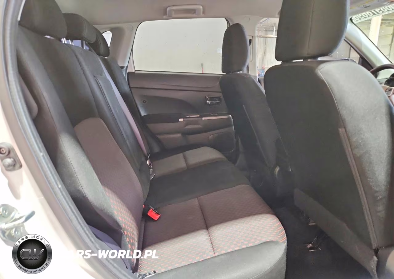 2019 Mitsubishi Outlander Sport Es VIN:JA4AP3AU3KU004617 - 10