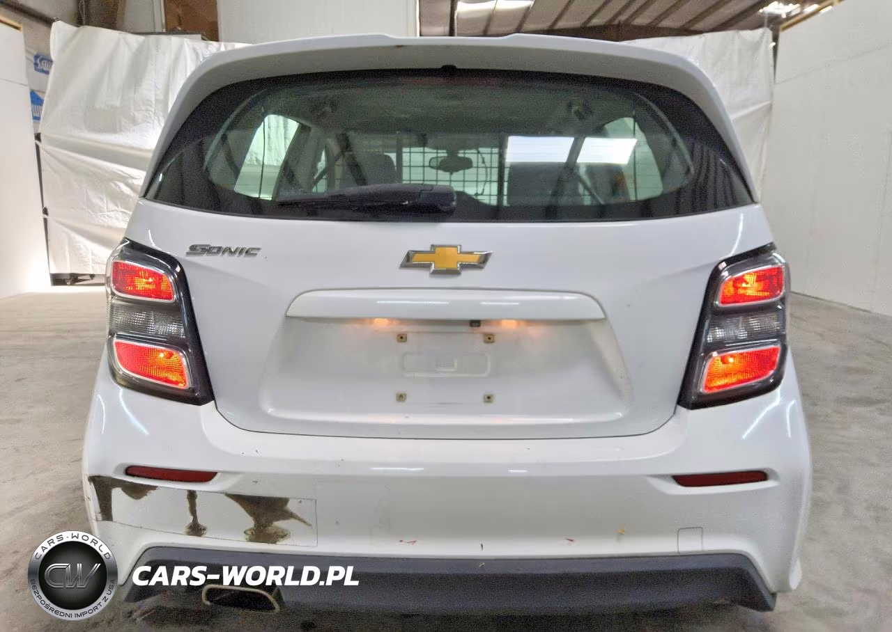 2018 Chevrolet Sonic VIN:1G1JG6SH2J4105180 - 6