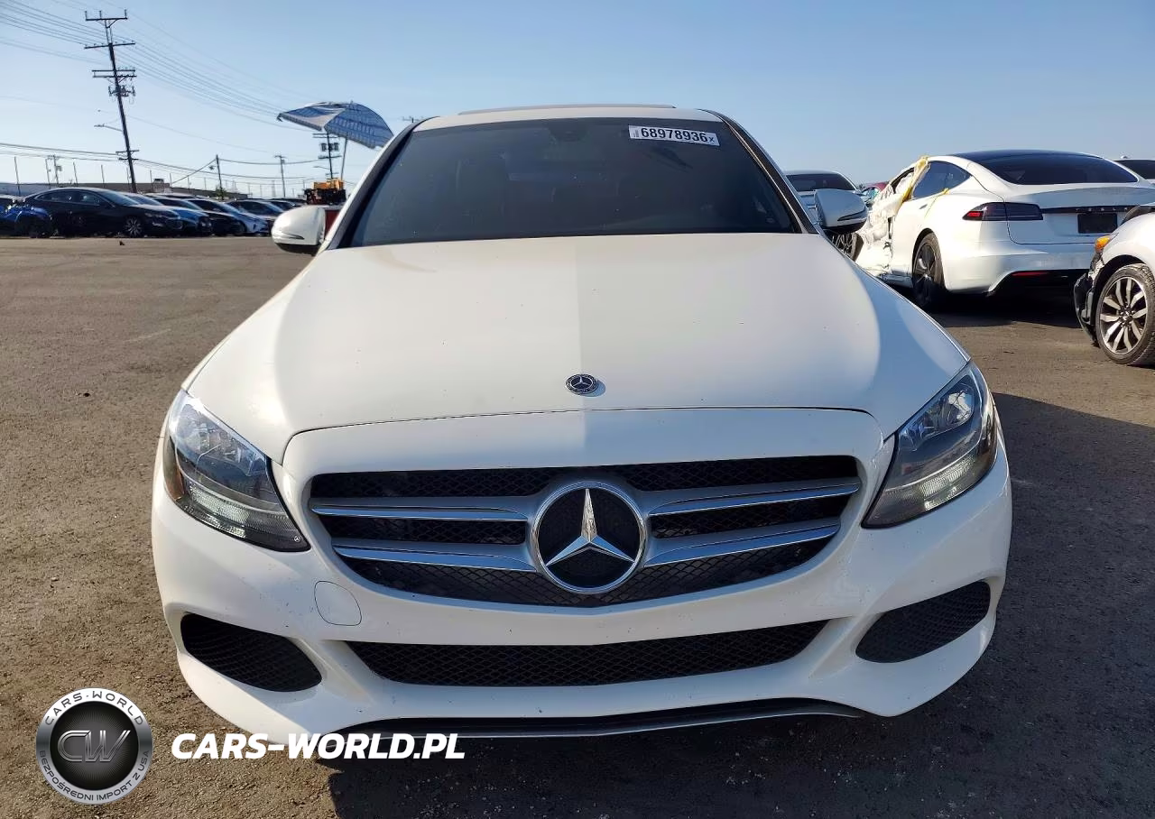 2018 Mercedes-Benz C 300 VIN:55SWF4JB7JU262194 - 5