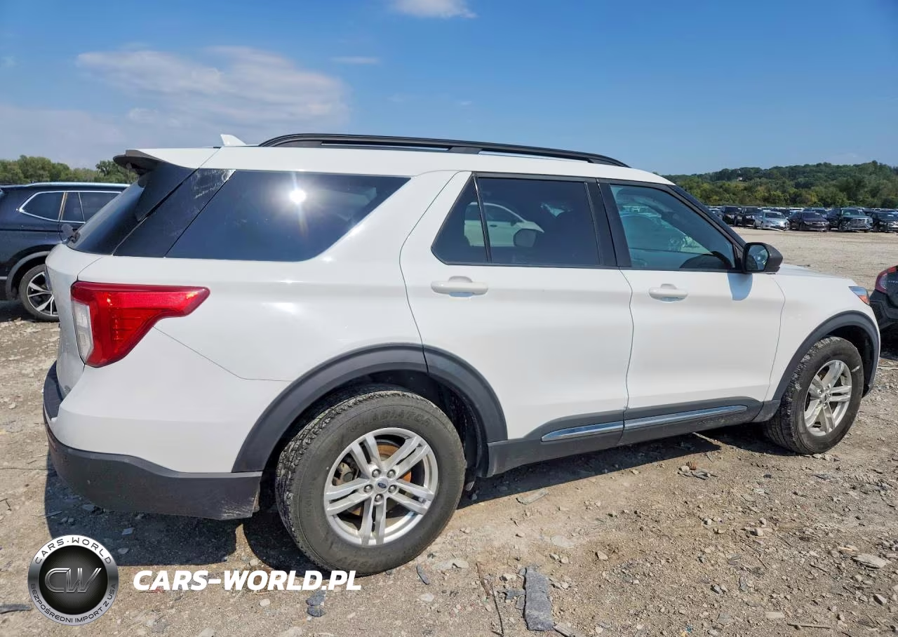 2020 Ford Explorer Xlt VIN:1FMSK8DH3LGB73245 - 3