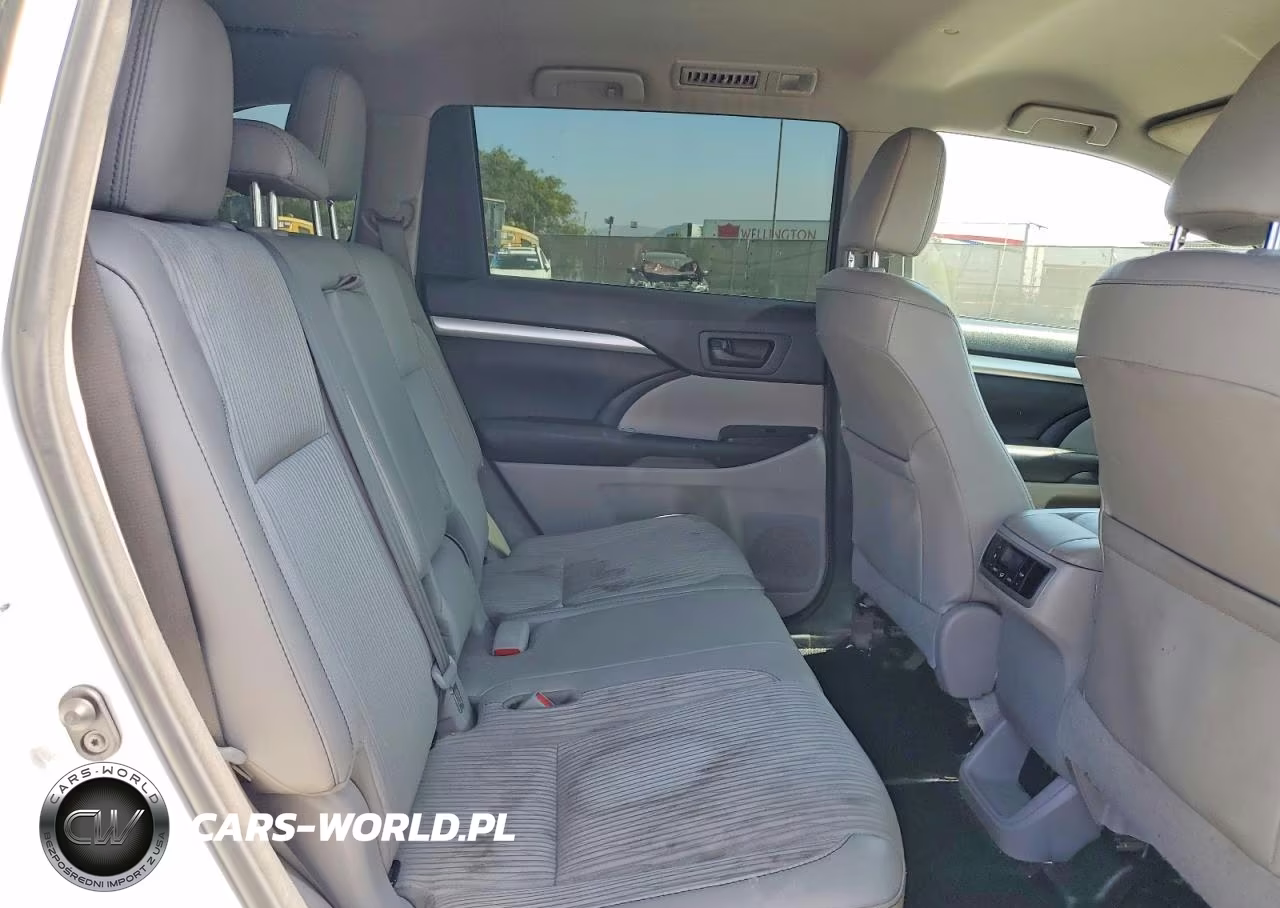 2017 Toyota Highlander Le Plus VIN:5TDZZRFH4HS213640 - 11