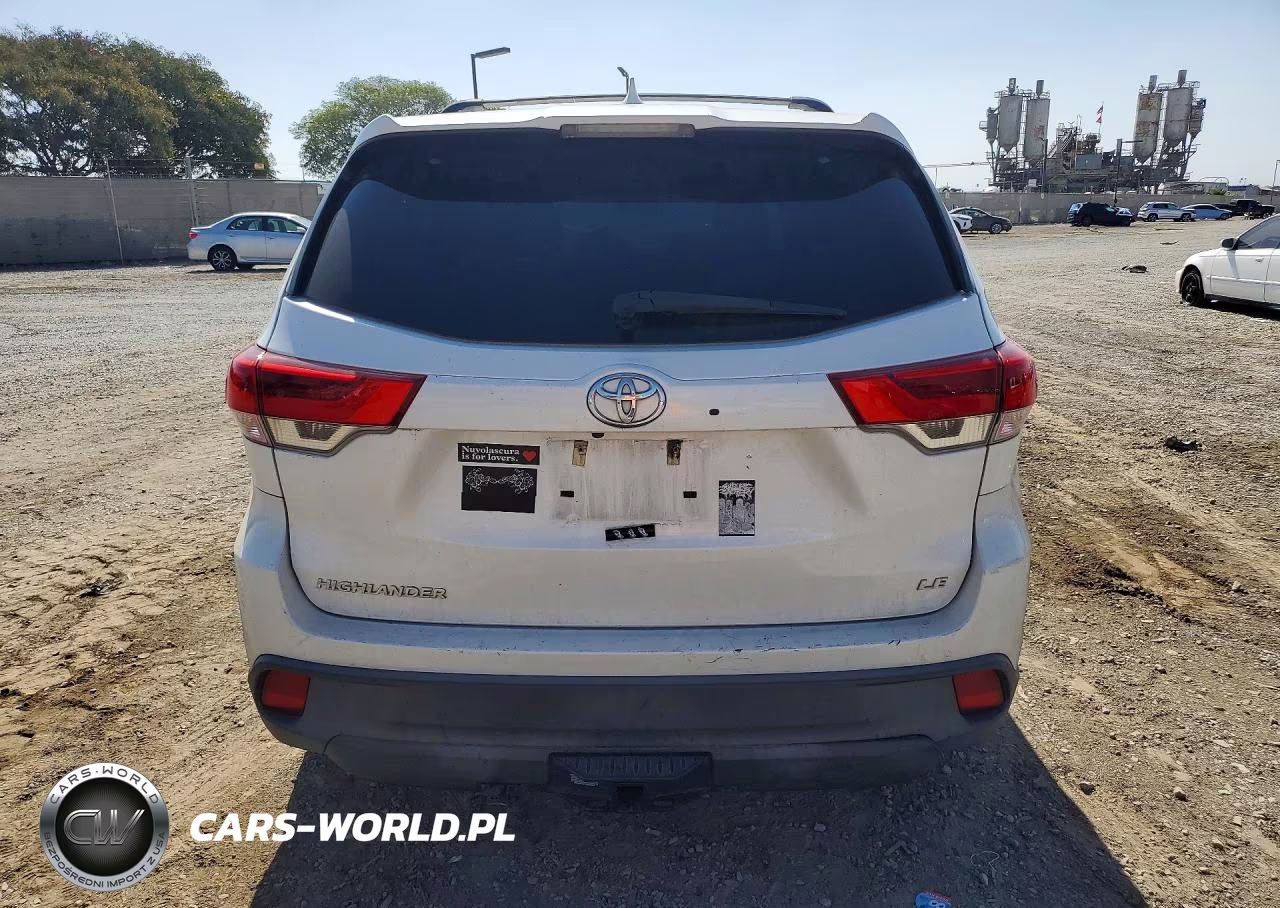 2017 Toyota Highlander Le Plus VIN:5TDZZRFH4HS213640 - 6