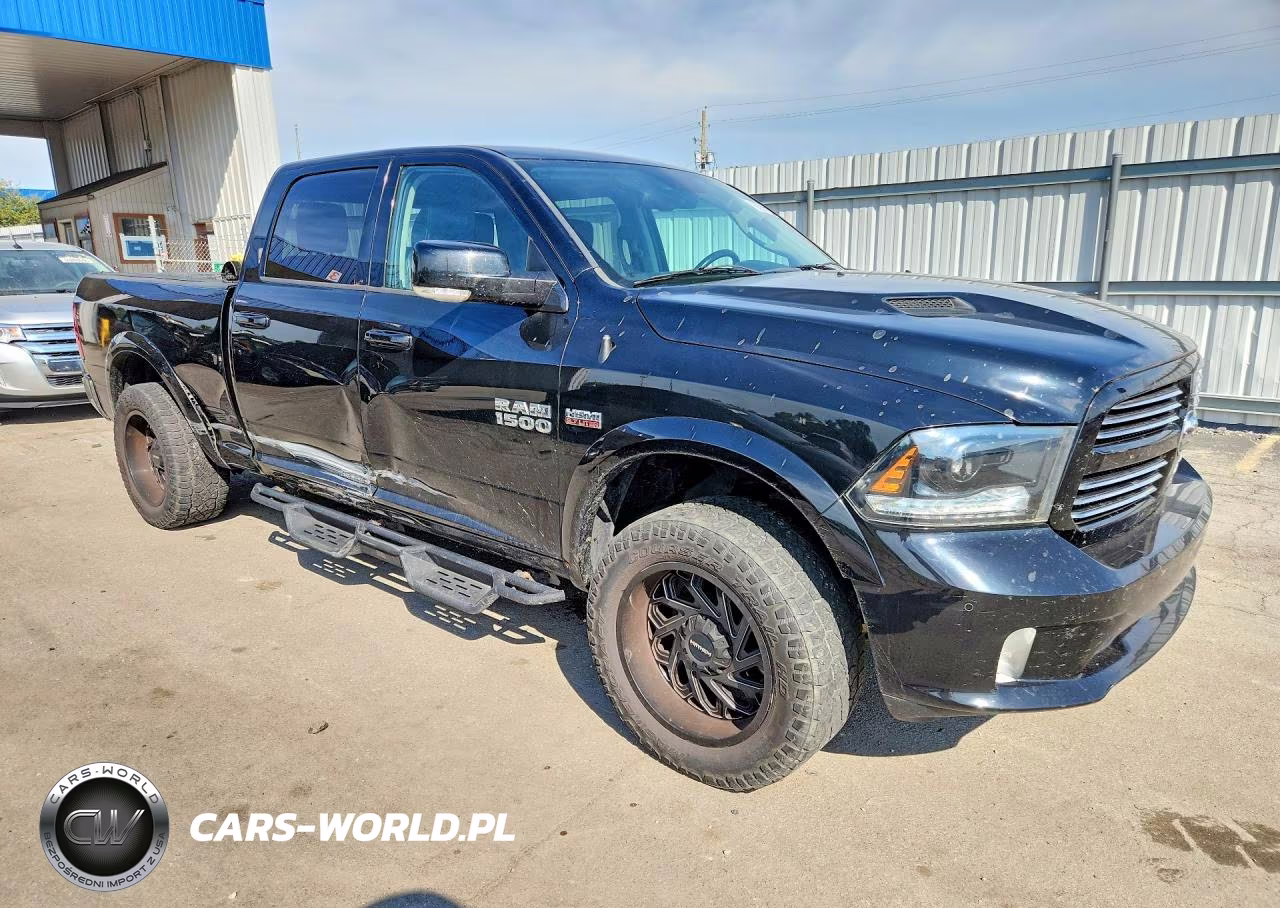 2015 Ram 1500 Sport VIN:1C6RR7UT5FS589321 - 4