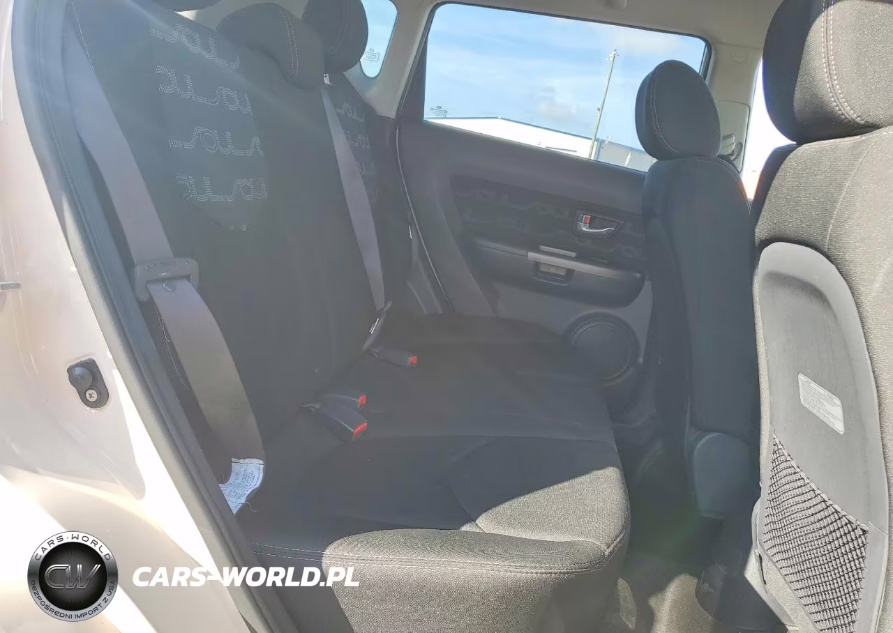 2013 Kia Soul + VIN:KNDJT2A61D7775334 - 11