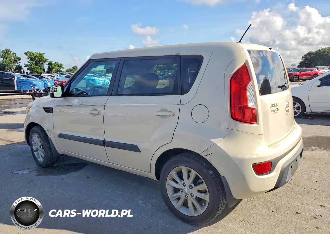 2013 Kia Soul + VIN:KNDJT2A61D7775334 - 2