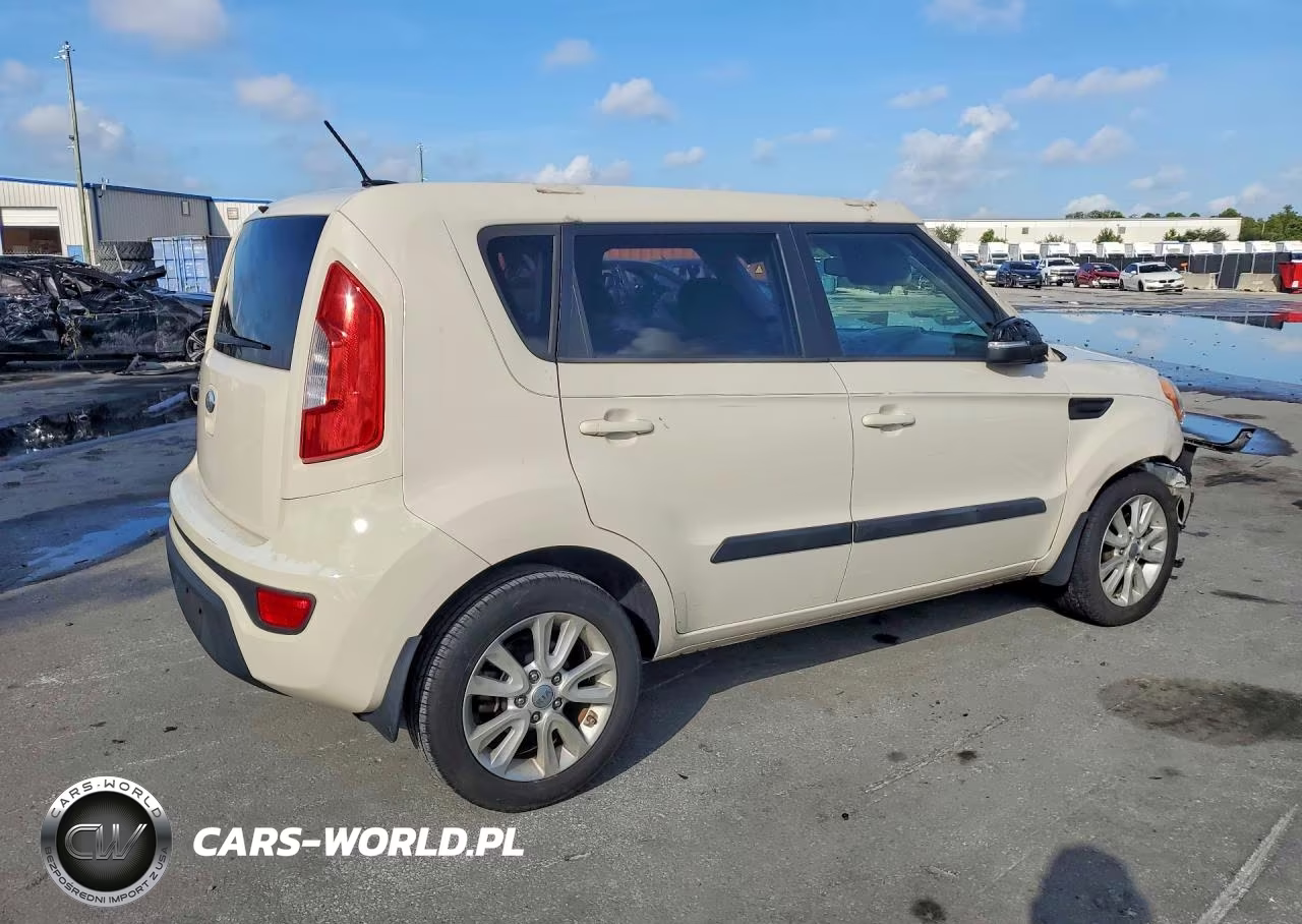 2013 Kia Soul + VIN:KNDJT2A61D7775334 - 3