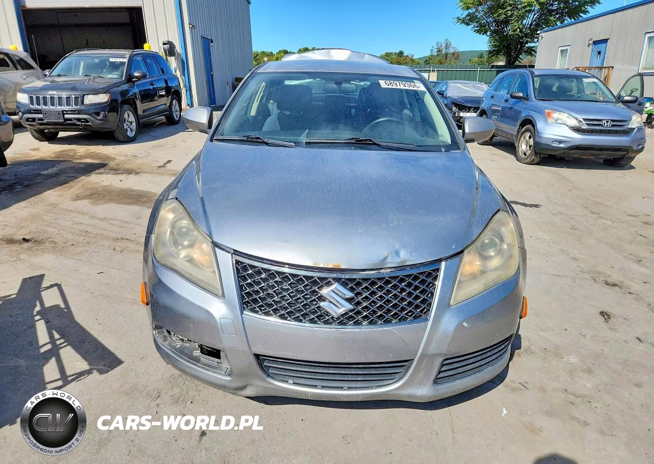 2012 Suzuki Kizashi S VIN:JS2RF9A1XC6100860 - 5