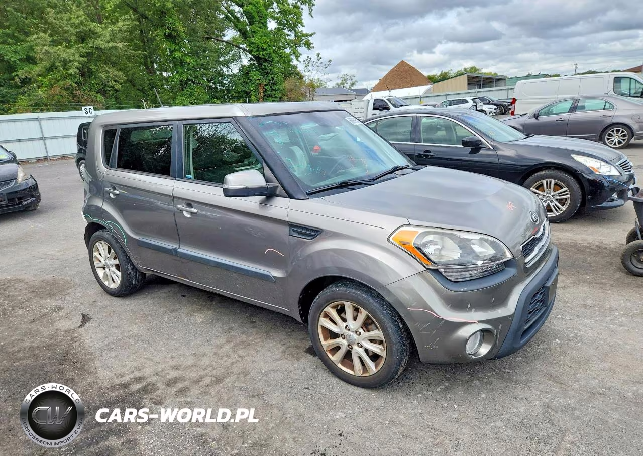 2013 Kia Soul + VIN:KNDJT2A61D7609976 - 4