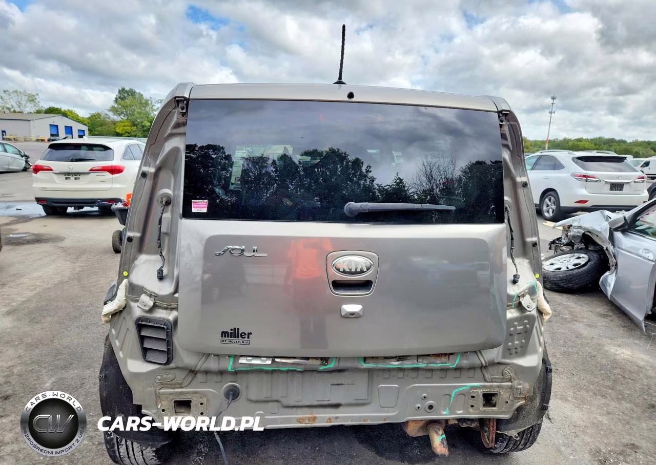 2013 Kia Soul + VIN:KNDJT2A61D7609976 - 6