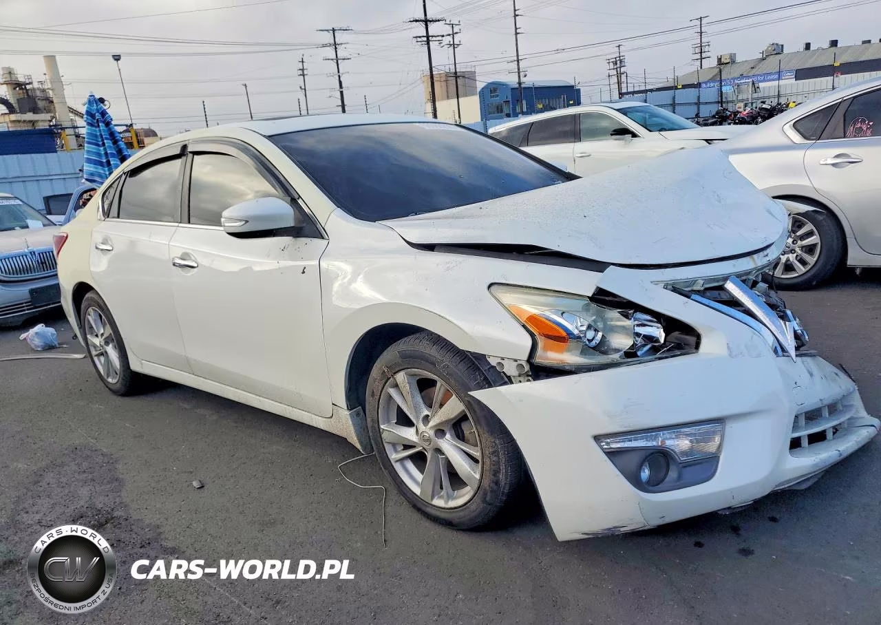2014 Nissan Altima 2.5 Sv VIN:1N4AL3AP1EC323705 - 4