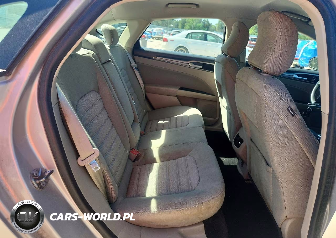2018 Ford Fusion Se Hybrid VIN:3FA6P0LU1JR250083 - 10