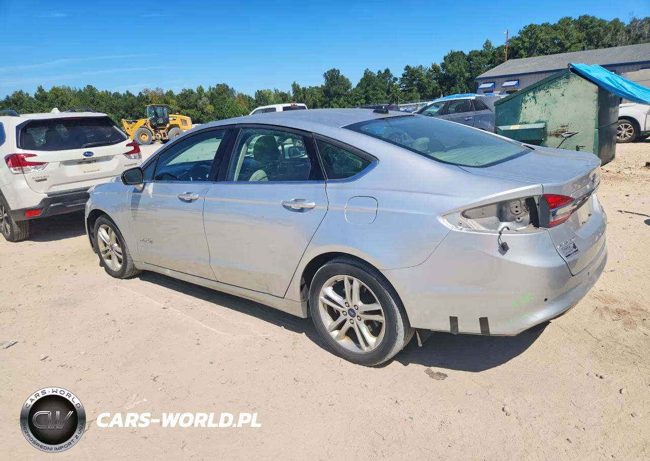 2018 Ford Fusion Se Hybrid VIN:3FA6P0LU1JR250083 - 2
