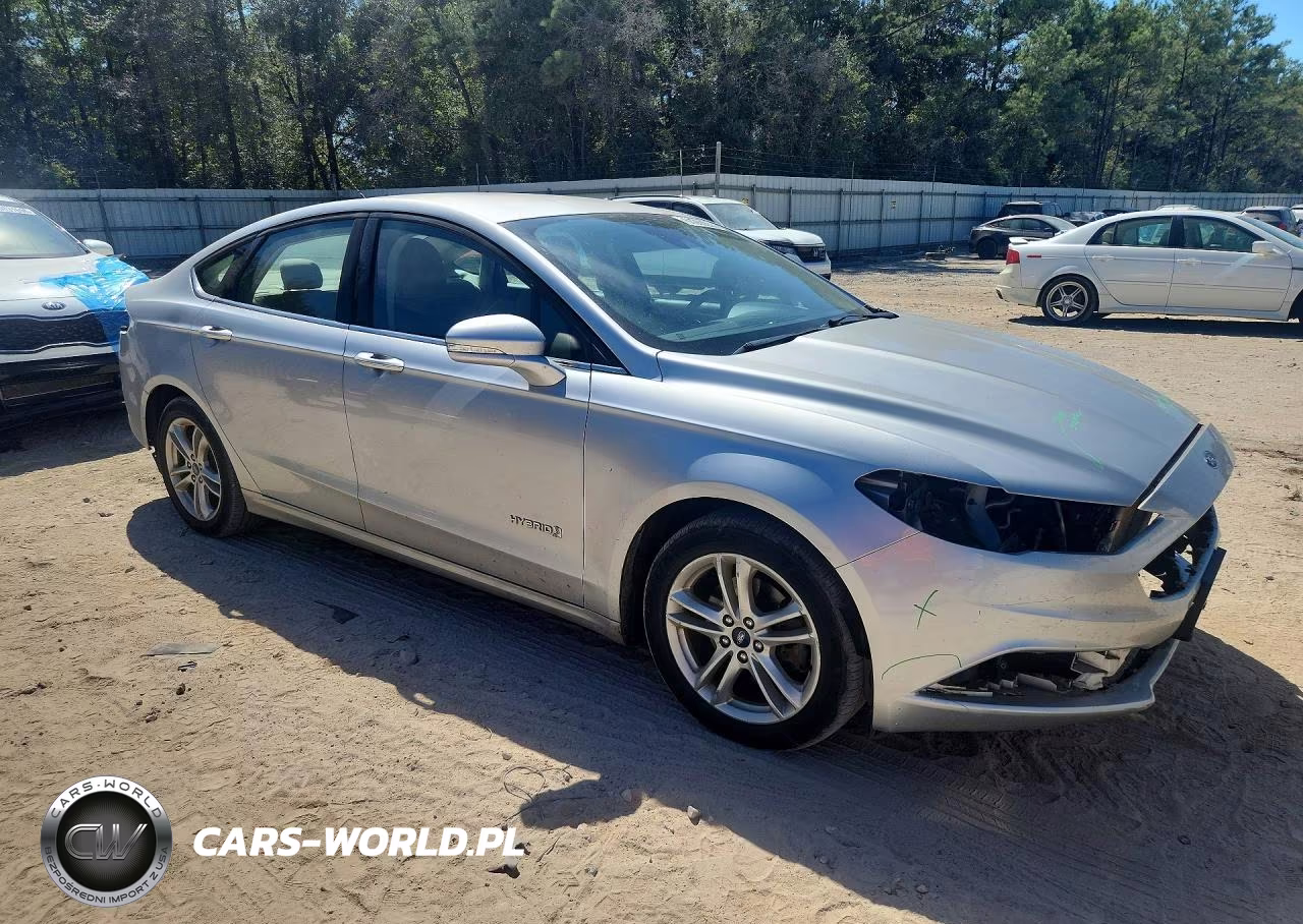 2018 Ford Fusion Se Hybrid VIN:3FA6P0LU1JR250083 - 4