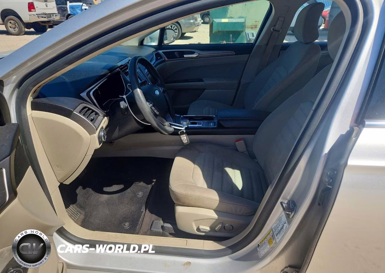 2018 Ford Fusion Se Hybrid VIN:3FA6P0LU1JR250083 - 7