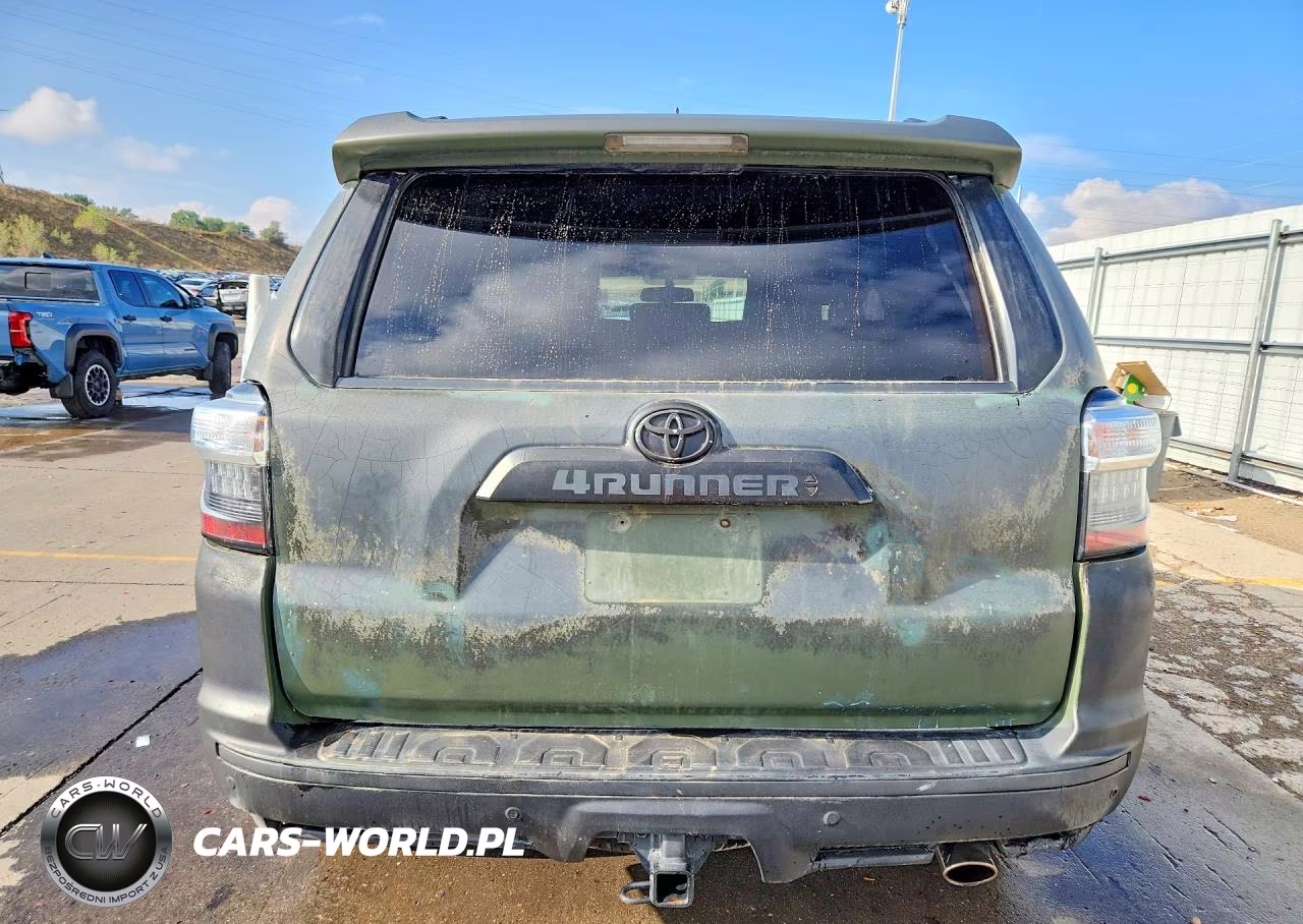 2018 Toyota 4Runner Limited VIN:JTEBU5JRXJ5518673 - 6
