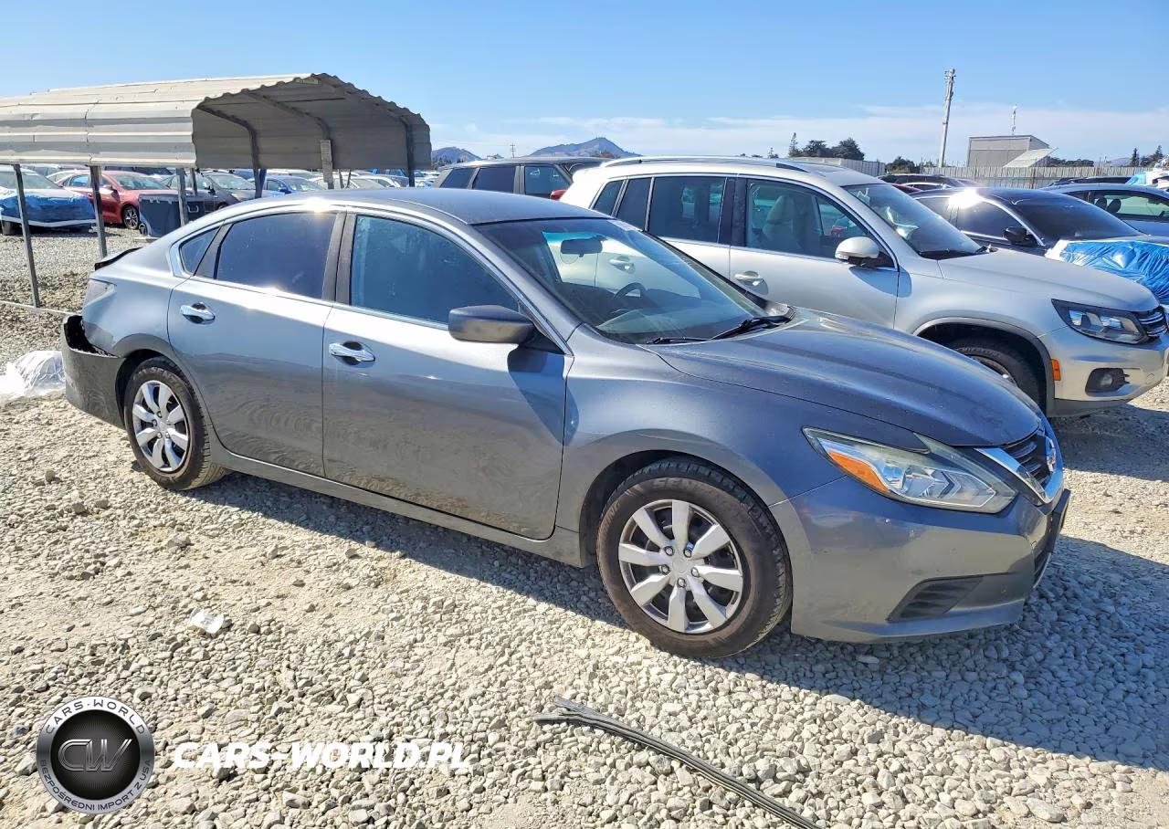 2017 Nissan Altima 2.5 S VIN:1N4AL3AP9HN302190 - 4