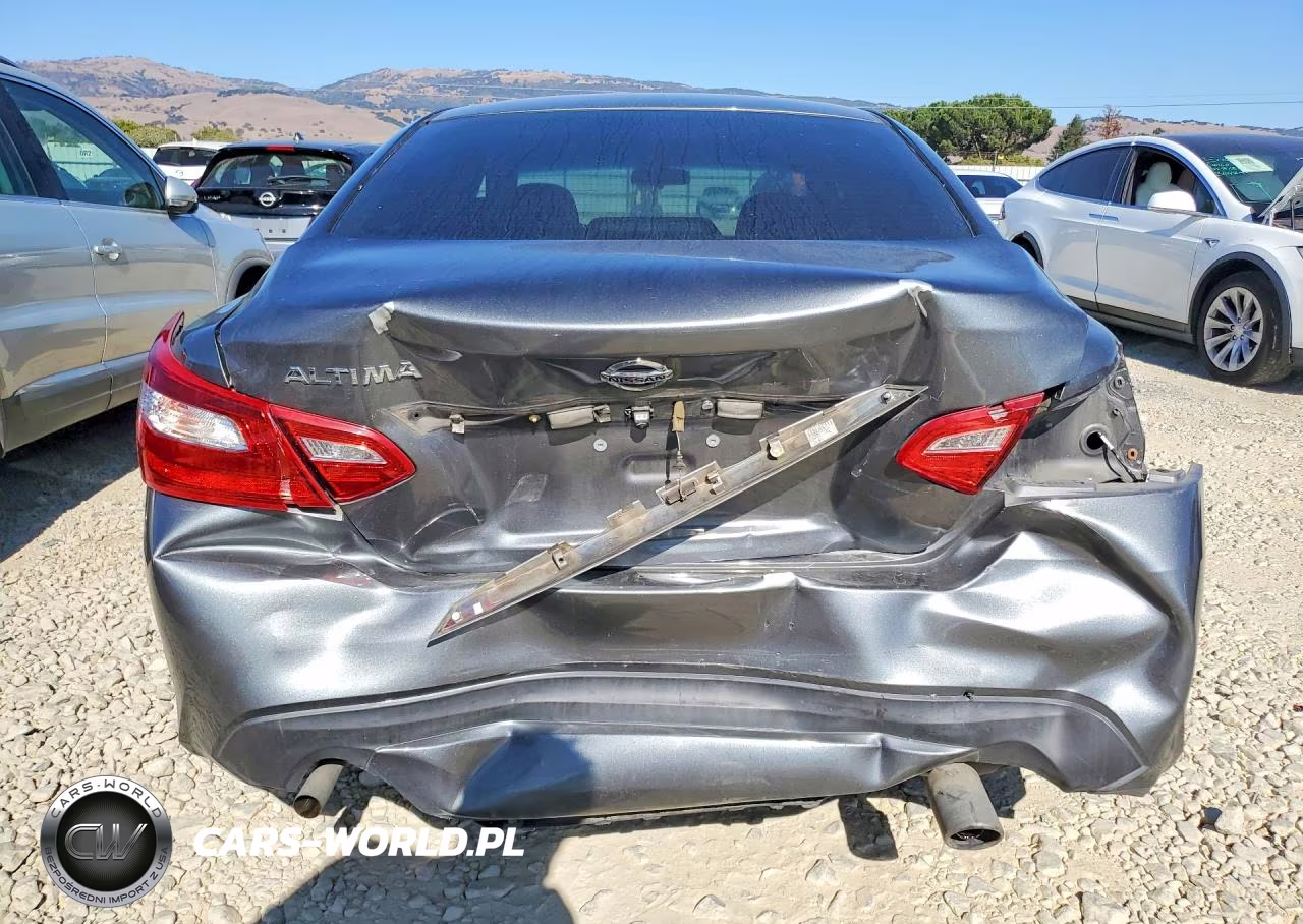 2017 Nissan Altima 2.5 S VIN:1N4AL3AP9HN302190 - 6