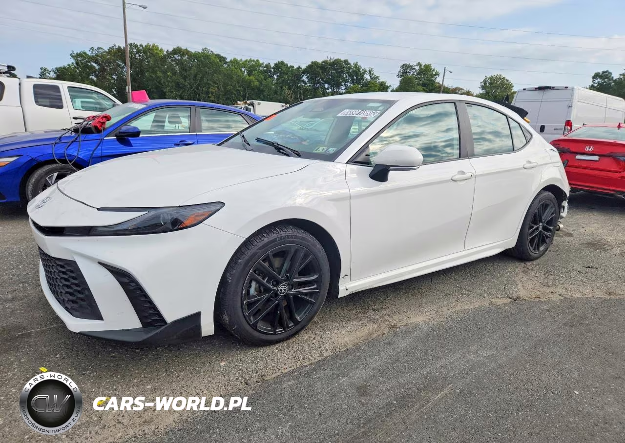 2025 Toyota Camry Se VIN:4T1DAACK1SU584790 - 1