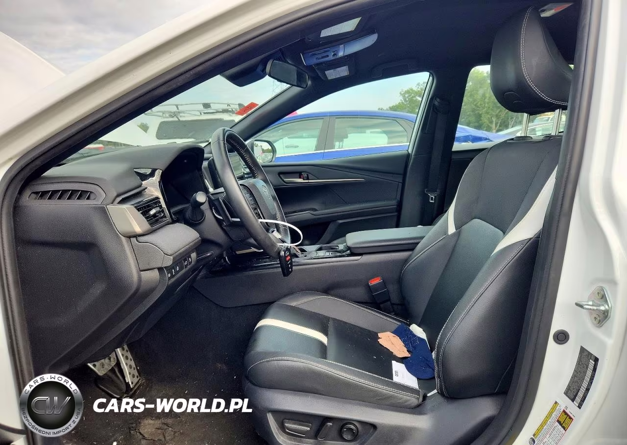2025 Toyota Camry Se VIN:4T1DAACK1SU584790 - 7