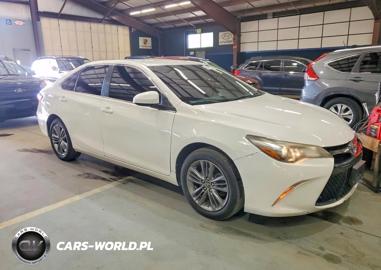 2017 Toyota Camry Se VIN:4T1BF1FK3HU417313 - 4