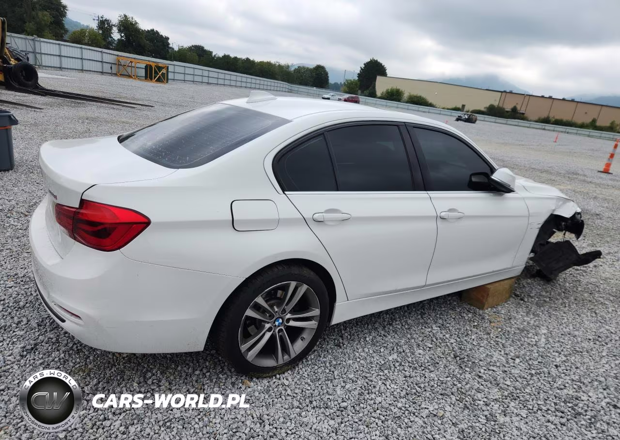 2018 BMW 330 I VIN:WBA8B9G58JNU97707 - 3