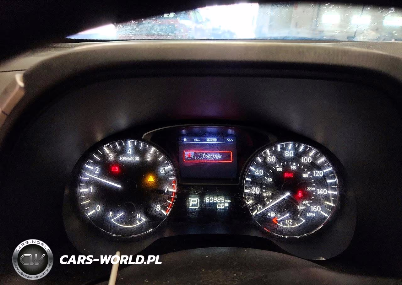 2014 Nissan Pathfinder S VIN:5N1AR2MMXEC712052 - 9