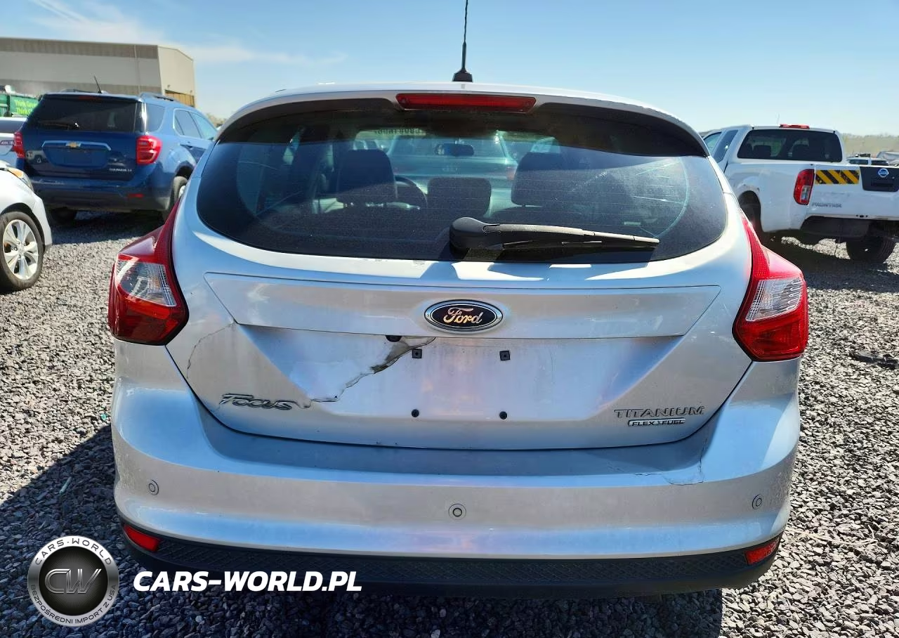 2013 Ford Focus Titanium VIN:1FADP3N2XDL200208 - 6