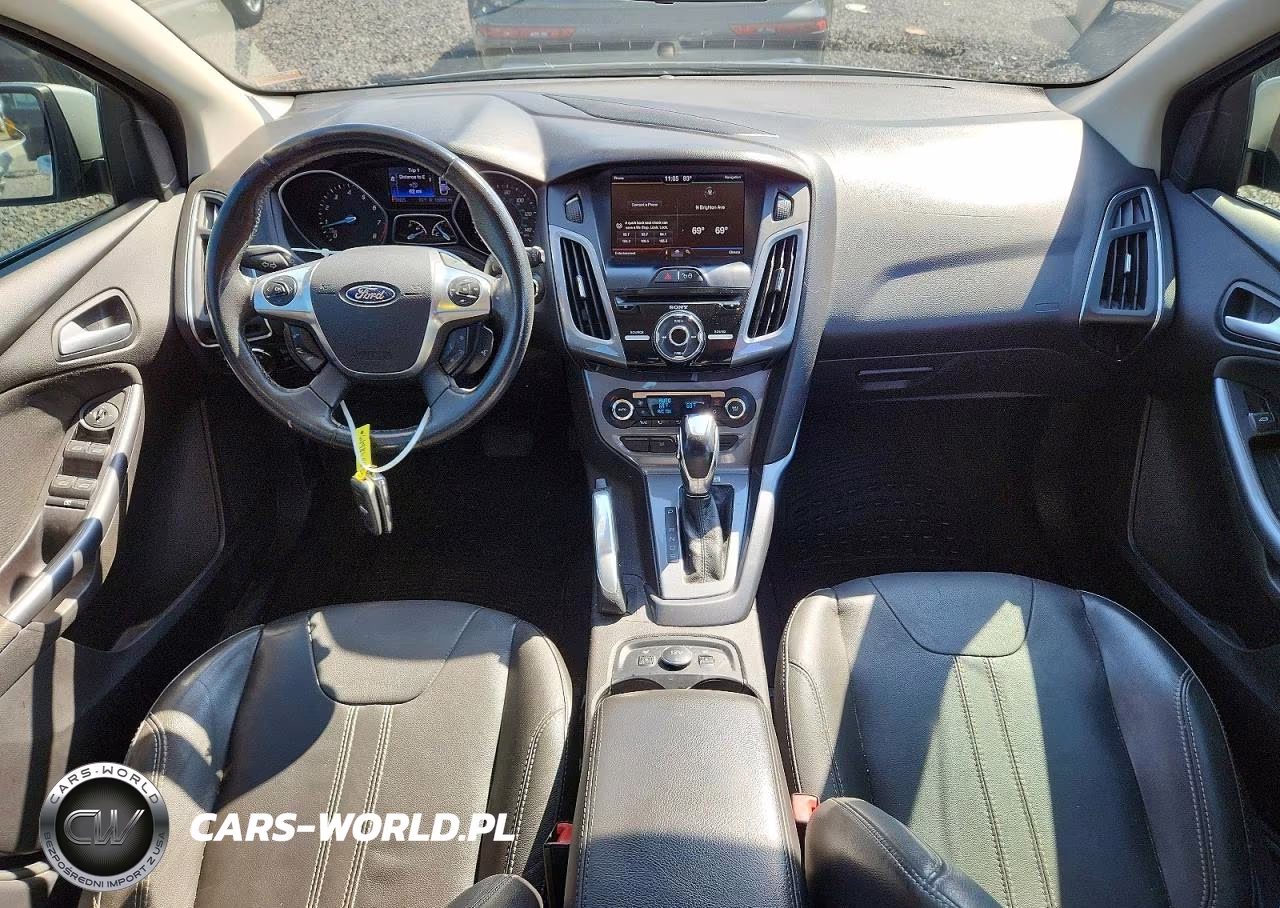 2013 Ford Focus Titanium VIN:1FADP3N2XDL200208 - 8