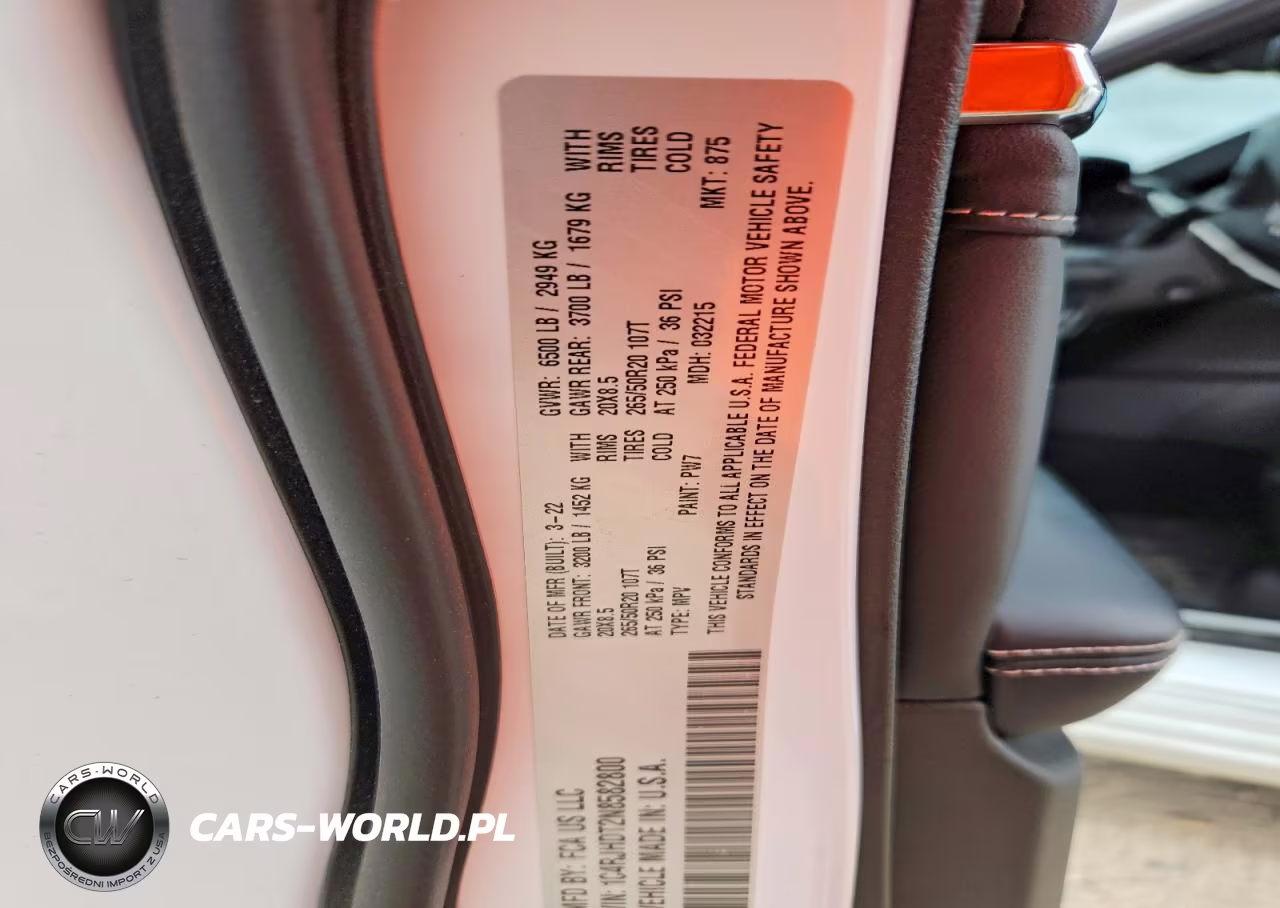 2022 Jeep Grand Cherokee Overland VIN:1C4RJHDT2N8582800 - 13