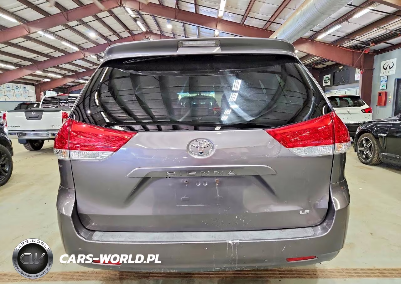 2012 Toyota Sienna Le VIN:5TDKK3DC9CS250539 - 6