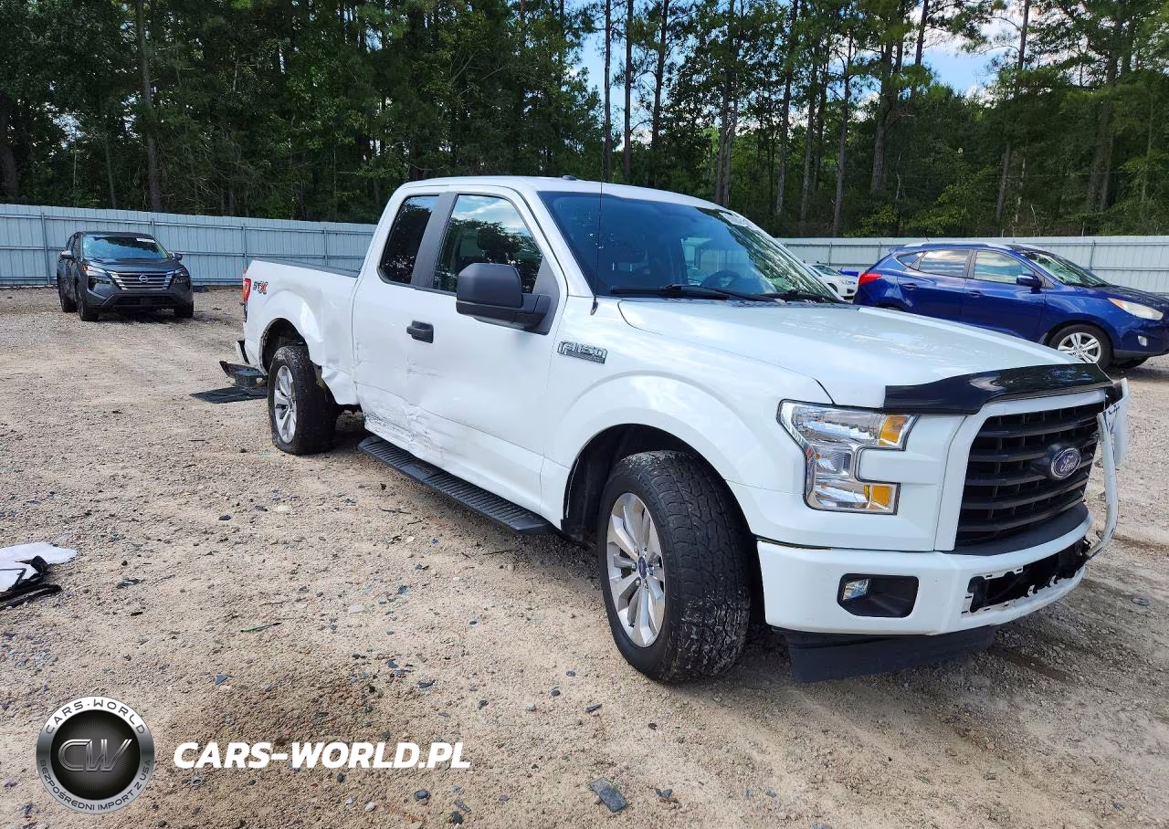 2017 Ford F150 Super Cab VIN:1FTEX1CF8HFB29121 - 4