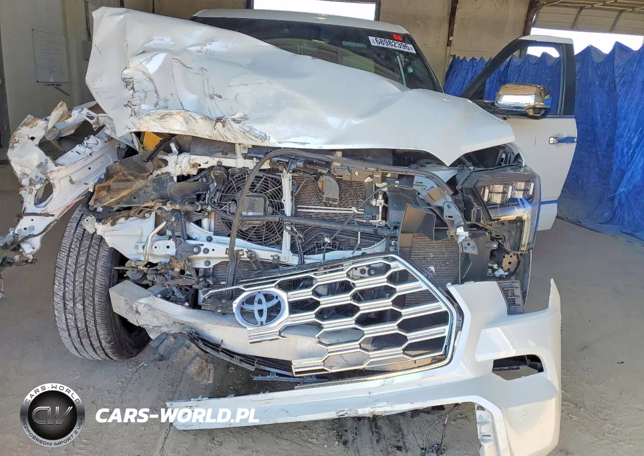 2024 Toyota Sequoia Capstone VIN:7SVAAABA9RX022702 - 12