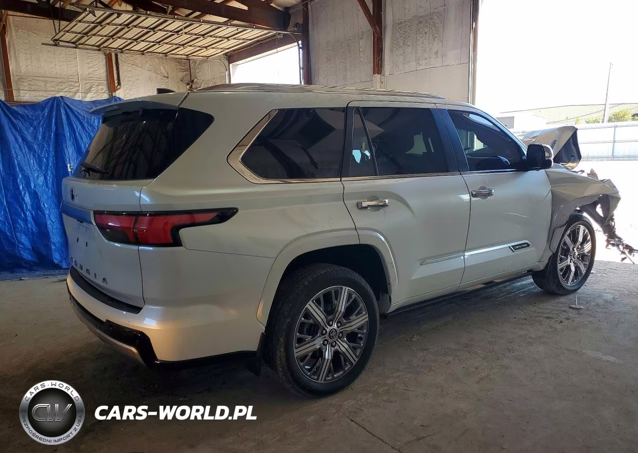 2024 Toyota Sequoia Capstone VIN:7SVAAABA9RX022702 - 3