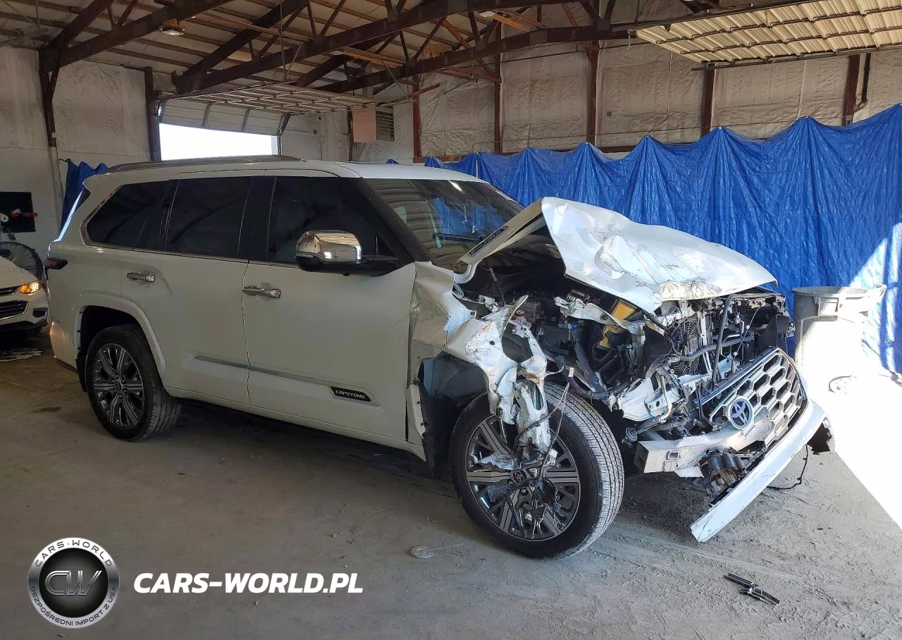 2024 Toyota Sequoia Capstone VIN:7SVAAABA9RX022702 - 4