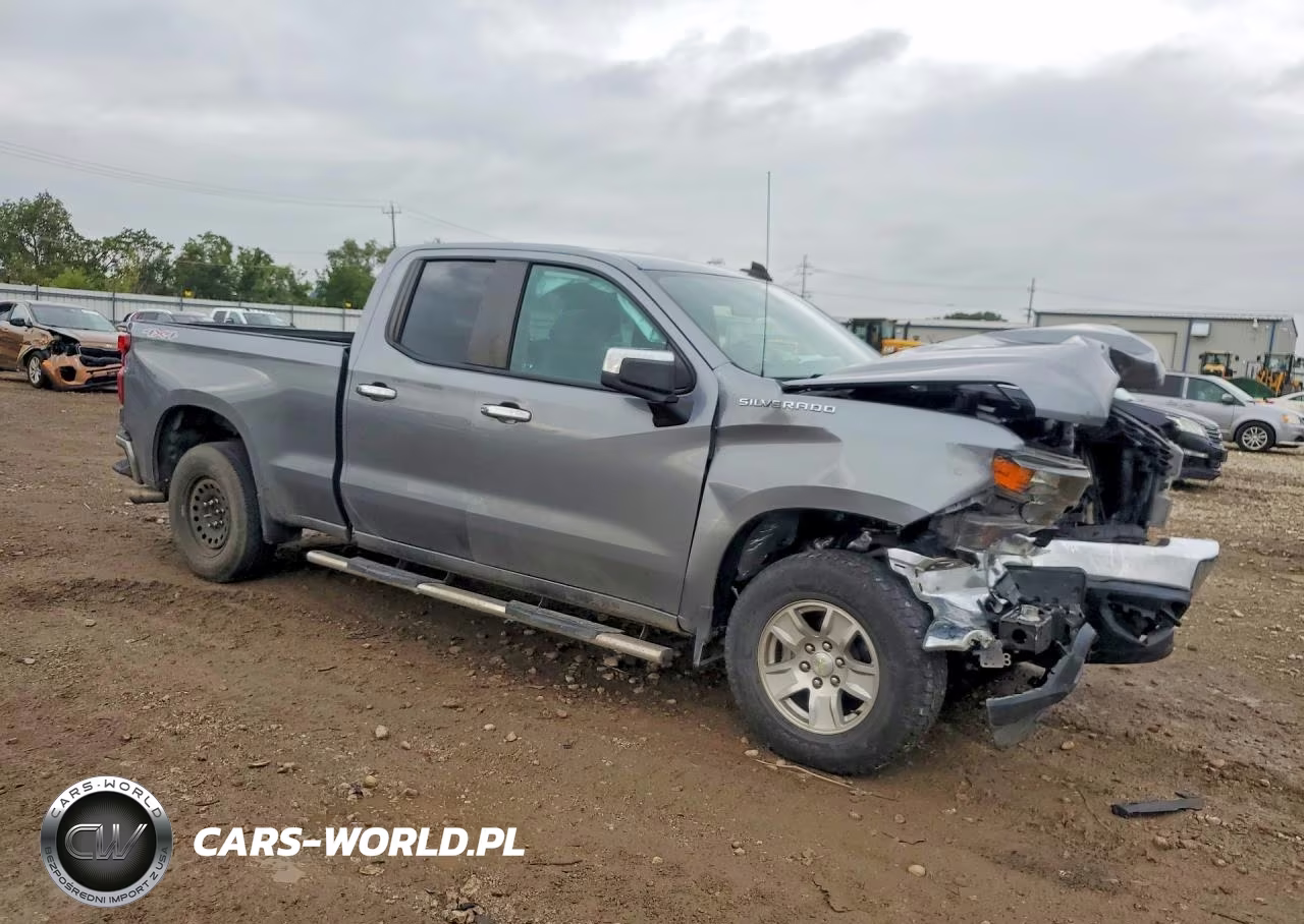 2021 Chevrolet Silverado K1500 Custom VIN:1GCRYBEH7MZ141644 - 4