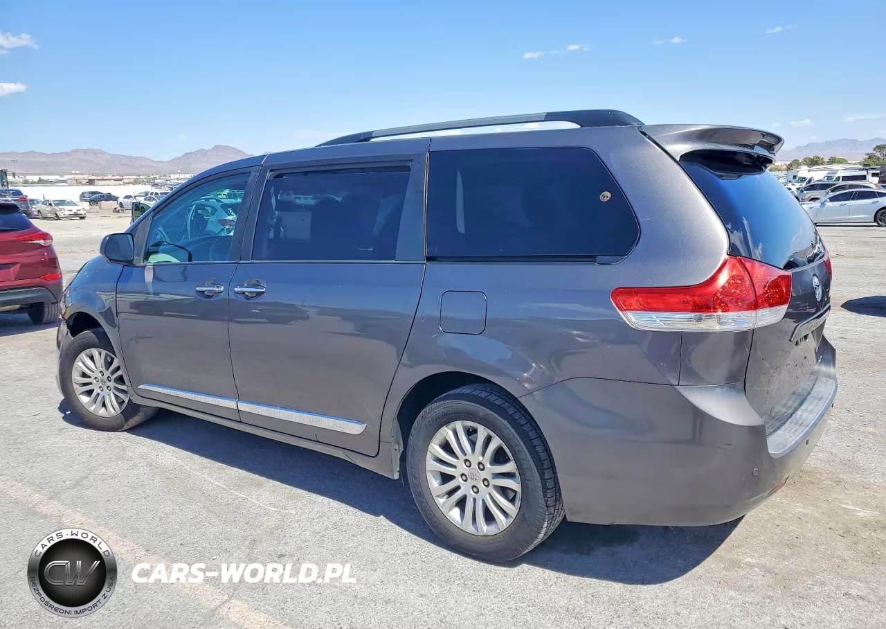 2014 Toyota Sienna Xle 8-Passenger VIN:5TDYK3DC9ES499713 - 2