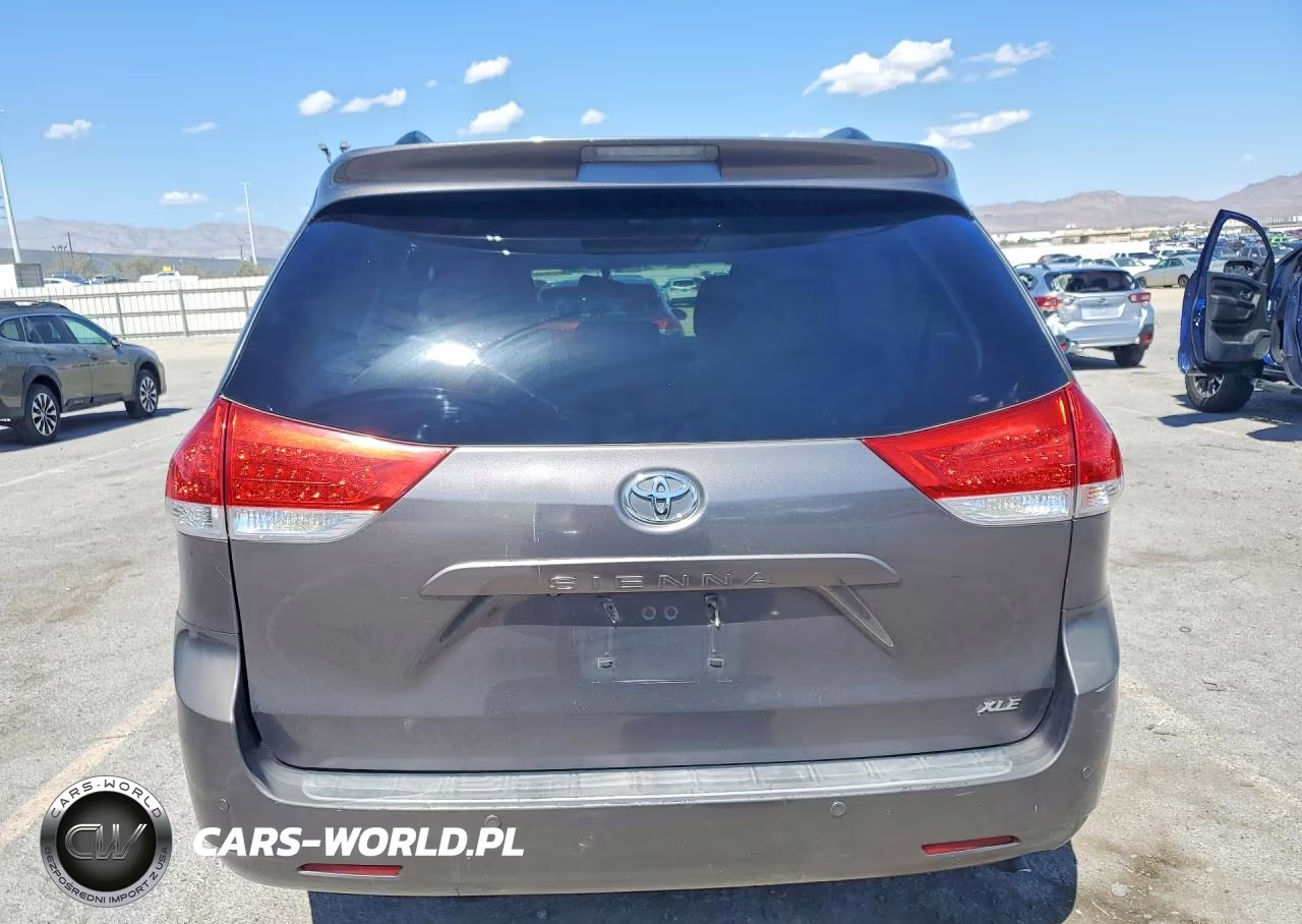 2014 Toyota Sienna Xle 8-Passenger VIN:5TDYK3DC9ES499713 - 6