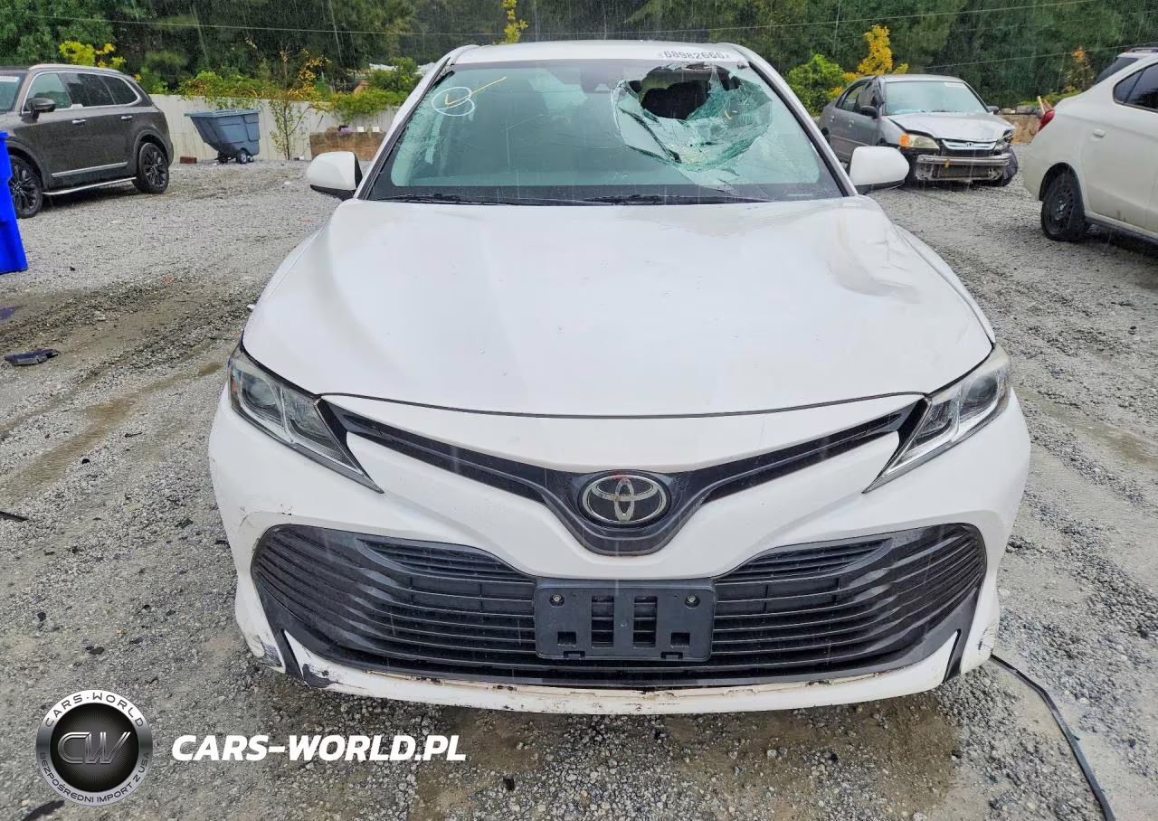 2019 Toyota Camry Le VIN:4T1B11HK0KU253232 - 5