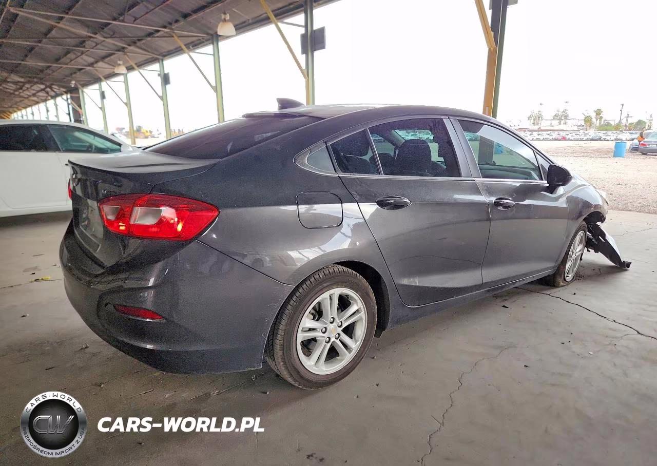 2017 Chevrolet Cruze Lt VIN:1G1BE5SM4H7202861 - 3